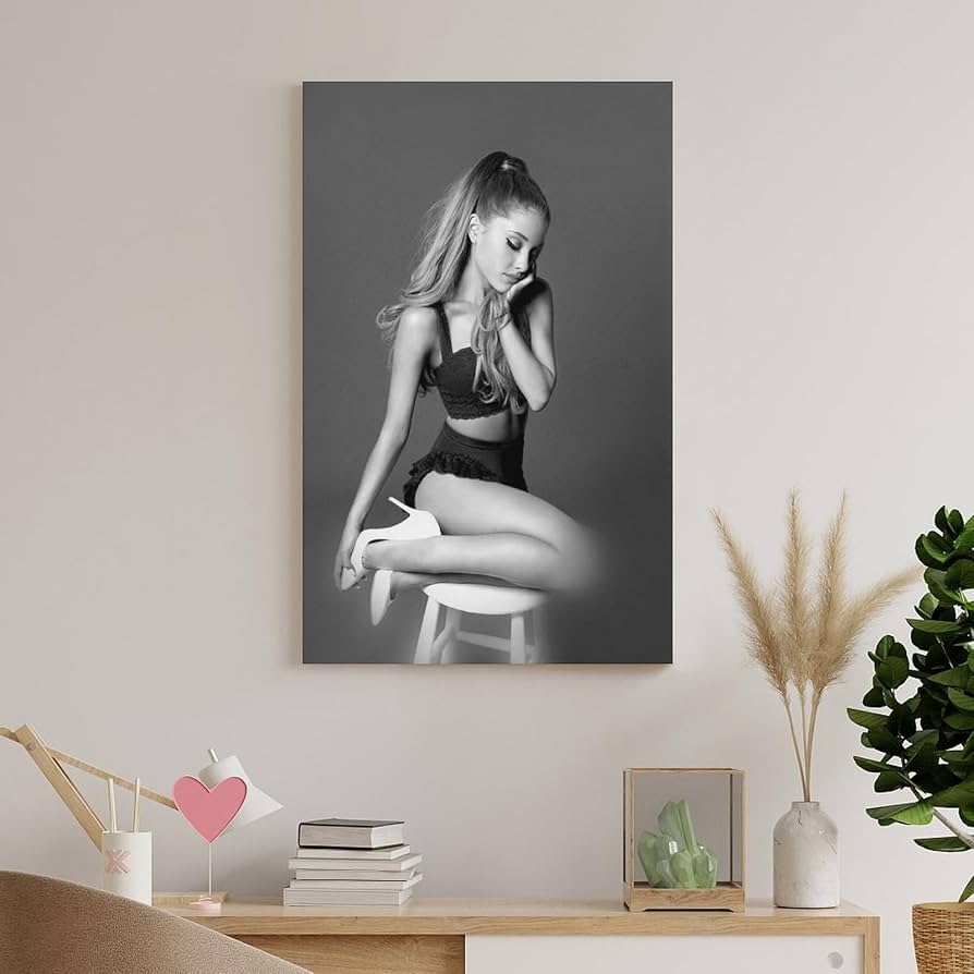 2個セット★アリアナ・グランデ★キャンバスアートパネルAriana Grande Amazon｜アート キャンバス パネル ファブリック ウォール